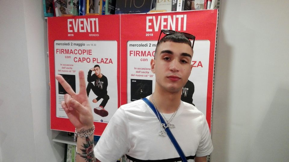 IL RAPPER CAPO PLAZA ALLA FELTRINELLI POINT DI BRINDISI Brindisitime